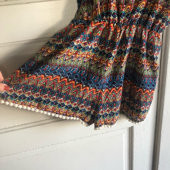 Women’s Colorful LOVE Romper with elastic waist. - Picture 5 of 6